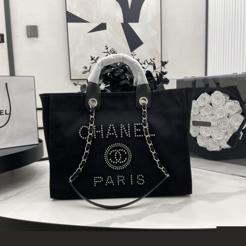 Ch*el shopping bags